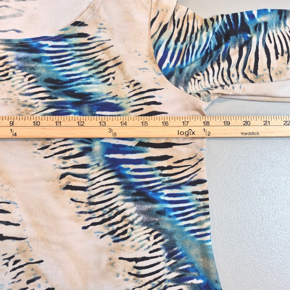 Chico's Travelers 0 Small Blue Abstract Animal Print Tunic Asymmetrical Hem Top - Picture 11 of 13